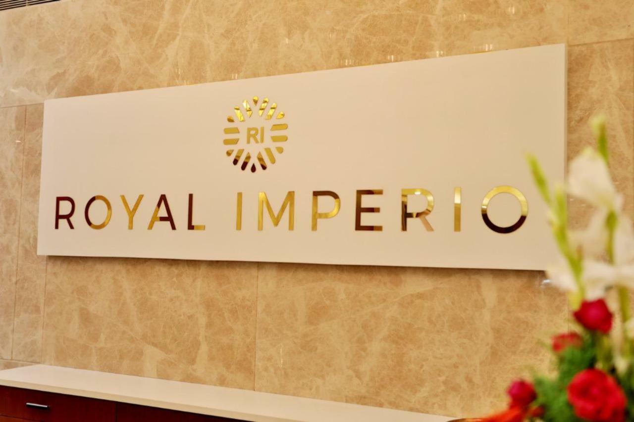 Hotel Royal Imperio Faridabad Exterior foto